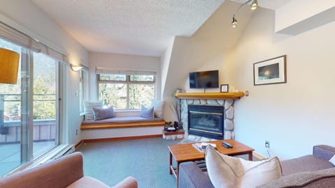 Cozy 1BR, steps from Creekside Gondola by Harmony Whistler Vacations House in Whistler