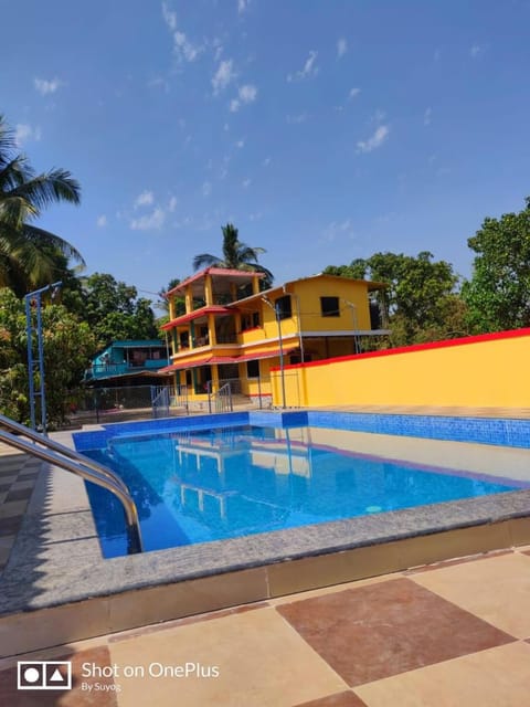 Property building, Swimming pool