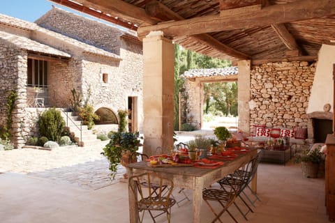 Le Mas Vermentino, La Bastide de Marie, Villa avec services Villa in Ménerbes