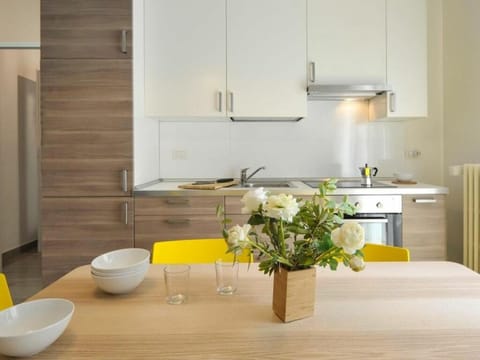 Kitchen or kitchenette, Living room, Dining area