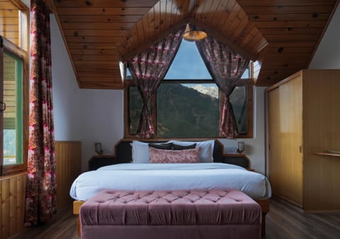 The Wooden Chalet, Manali by DBP Chalet in Manali
