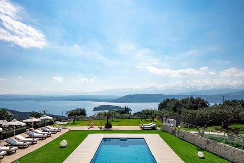 Day, Natural landscape, Garden, Balcony/Terrace, Mountain view, Pool view, Sea view, Swimming pool, sunbed