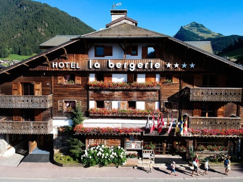 Hôtel La Bergerie Hotel in Montriond