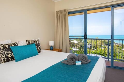 STAR VIEW 9, POOL, WIFI, SLEEP 4, BEST VIEWS IN AIRLIE Apartment in Airlie Beach