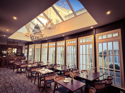 Churchill Hotel Bayeux Centre Hotel in Bayeux