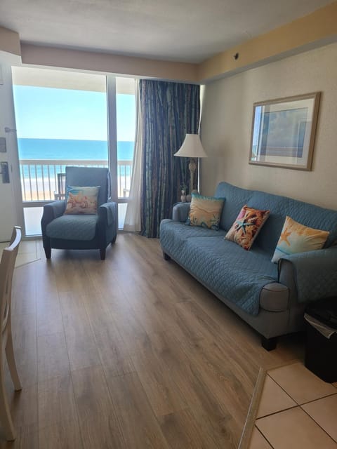 Spectacular Ocean View Condominio in Holly Hill