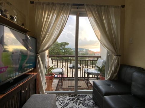 Baguio Summer Vacation with Balcony min 2 nights Apartment in Baguio