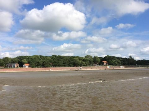 Ferienwohnung Beletage Apartment in Friesland