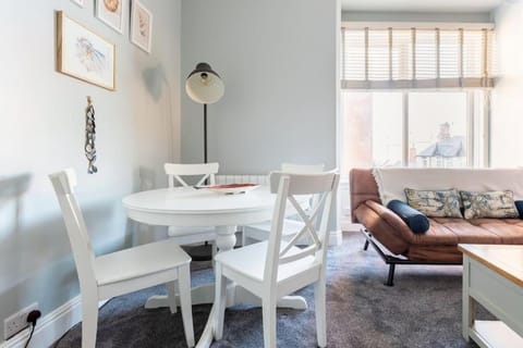 Beach Retreat Apartment in Lytham St Annes