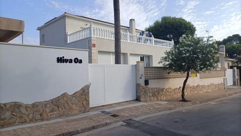 Villa Luxueuse HIVA OA à 3 min à pied de la plage Villa in Vega Baja del Segura