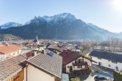 Ferienwohnung Bergkristall Apartment in Mittenwald