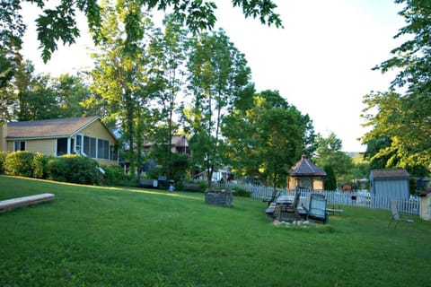 Hydrangea Cottage Haus in Lake Saint Catherine