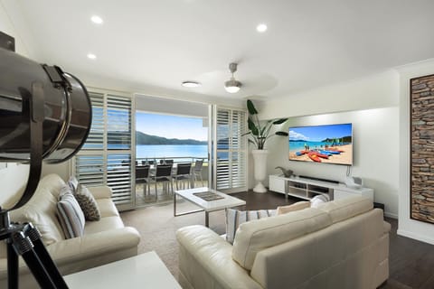 Living room, Seating area, Sea view, Sunrise, Sunset