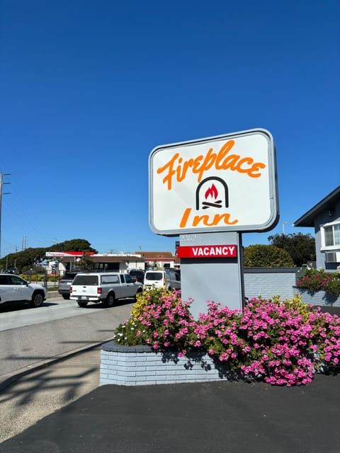 The Monterey Fireplace Inn Motel in Seaside