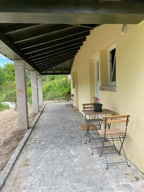 Patio, Facade/entrance