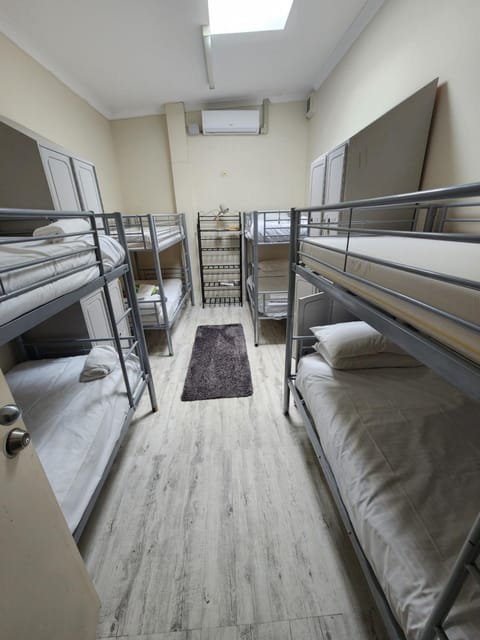 Photo of the whole room, Bedroom, bunk bed, air conditioner