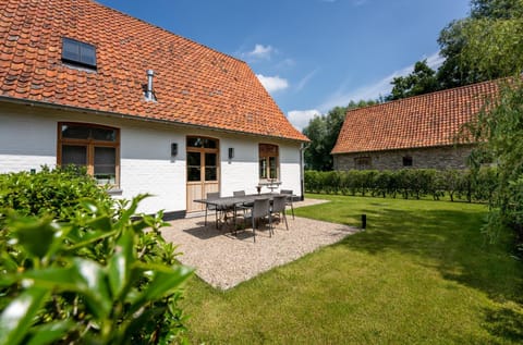 Property building, Garden view