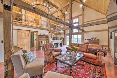 Bloomington Cabin 4 Mi to Indiana University Cabin in Indiana