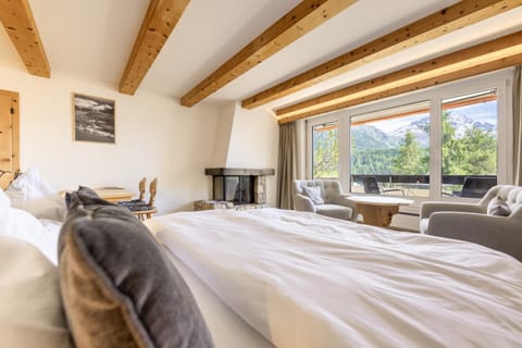 Charming Studio facing Piz Rosatsch Apartment in Saint Moritz