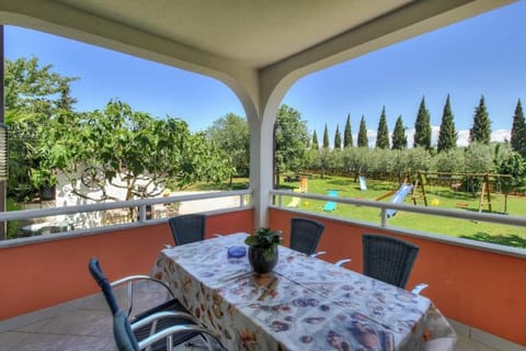 Apartments Sonja Zambratija Bed and Breakfast in Istria County