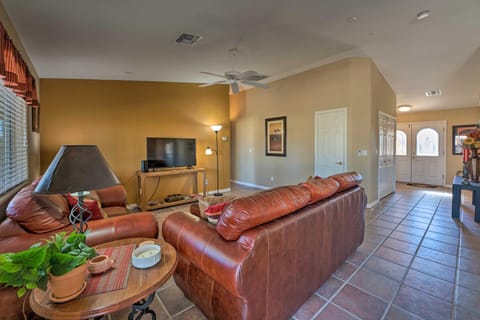 Fort Mohave Family Home with Golf Course Views! House in Fort Mohave