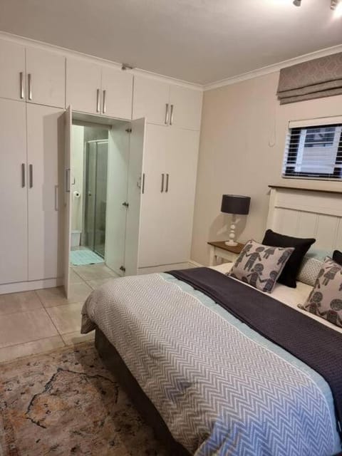 Bondi Beach Villa Apartment in Margate