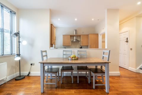 Dining area, hair dresser, kitchen