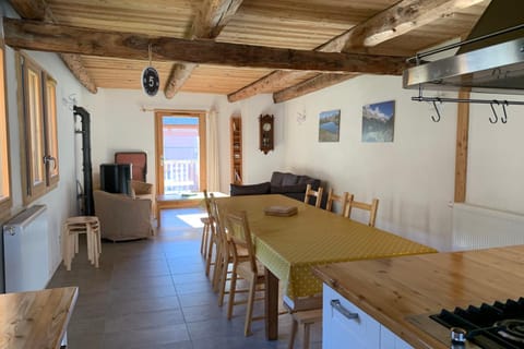 Village House In The Heart Of Saint Chaffrey House in Briançon