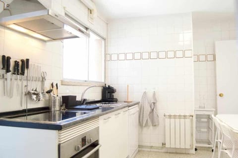 Kitchen or kitchenette, dishwasher, pet friendly, stove