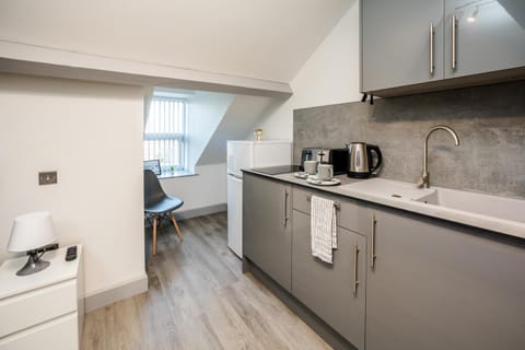 Greenhead Central Apartment in Huddersfield