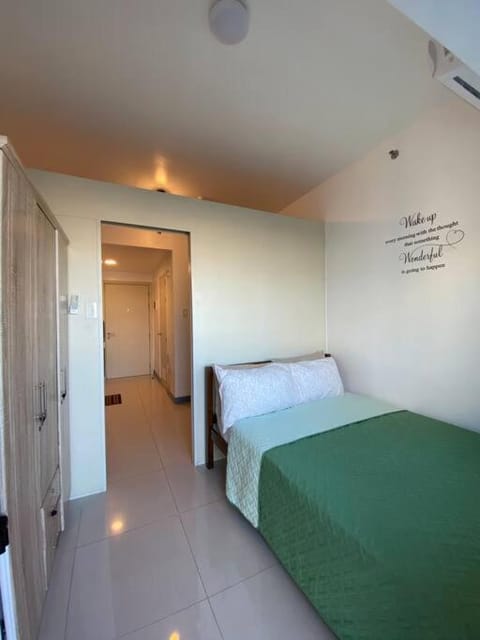 Cozy 1 BR Apartment At South Residences Tower 2 Condo in Las Pinas