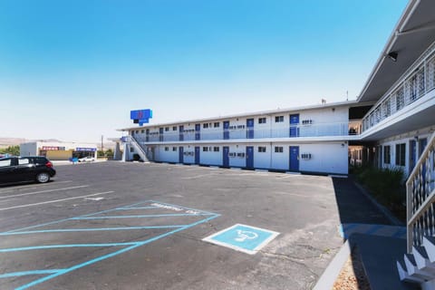Motel 6-Barstow, CA - Route 66 Hotel in Barstow