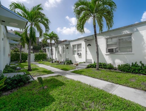 Property building, Garden, Garden view