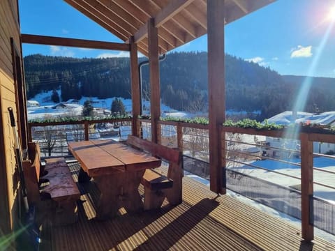 Patio, Day, Natural landscape, View (from property/room), Balcony/Terrace