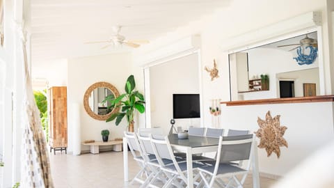 Patio, Dining area, fireplace