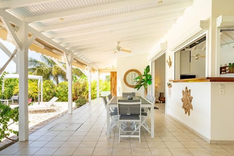 Patio, Dining area, fireplace