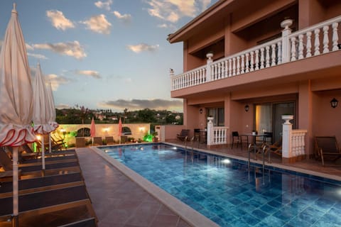 Property building, Patio, View (from property/room), Balcony/Terrace, Pool view, Swimming pool, sunbed