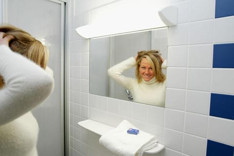 Shower, Toilet, Bathroom, Photo of the whole room, Decorative detail