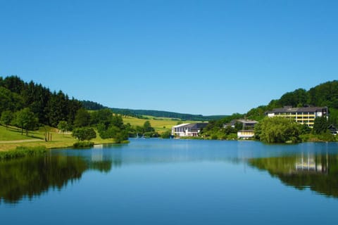 Ferienhaus Zeta mit Sauna, See, Wald und Ruhe House in Kirchheim