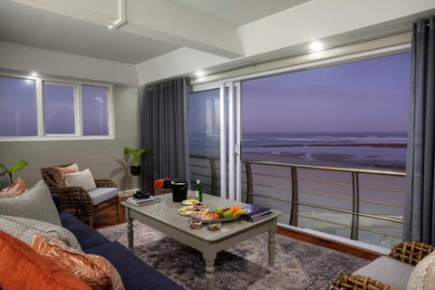 Cape Recife Lighthouse Luxury Villa Chalet in Port Elizabeth