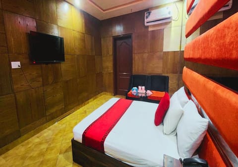 Sapphire Inn Motel Lahore Hotel in Lahore