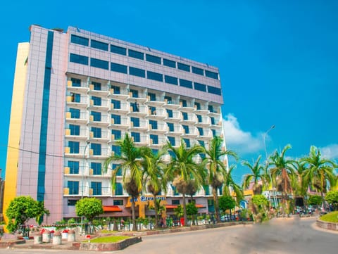 FAYA Hotel Hotel in Douala
