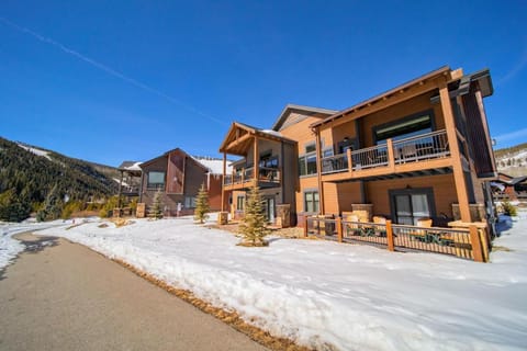 River Run Townhomes 66 by SummitCove Lodging House in Keystone