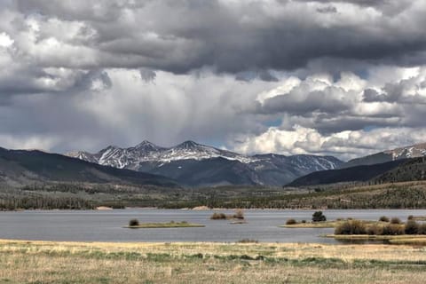 Mountain Meadows 302 Apartment in Frisco