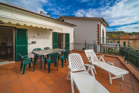 Patio, Balcony/Terrace