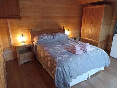 Cosy Cabin Apartment in Billericay