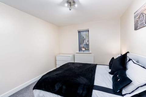 Boulevard View Apartment in Doncaster