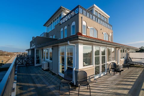 Property building, Natural landscape