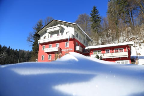 Gästehaus Alpina Übernachtung mit Frühstück in Berchtesgaden
