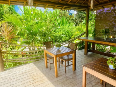 Day, Garden, Dining area, Garden view